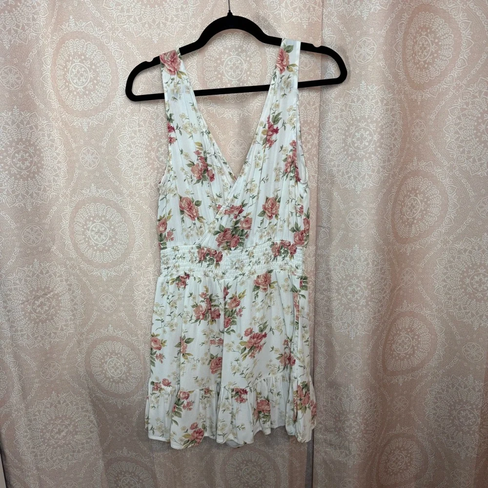 American Eagle Cream and Pink Floral Mini Romper Flowy Ruffle Hem Size Large - Picture 2 of 13